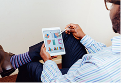 網(wǎng)絡(luò)營銷推廣主要是百度競價，而百度競價外包是不錯的選擇